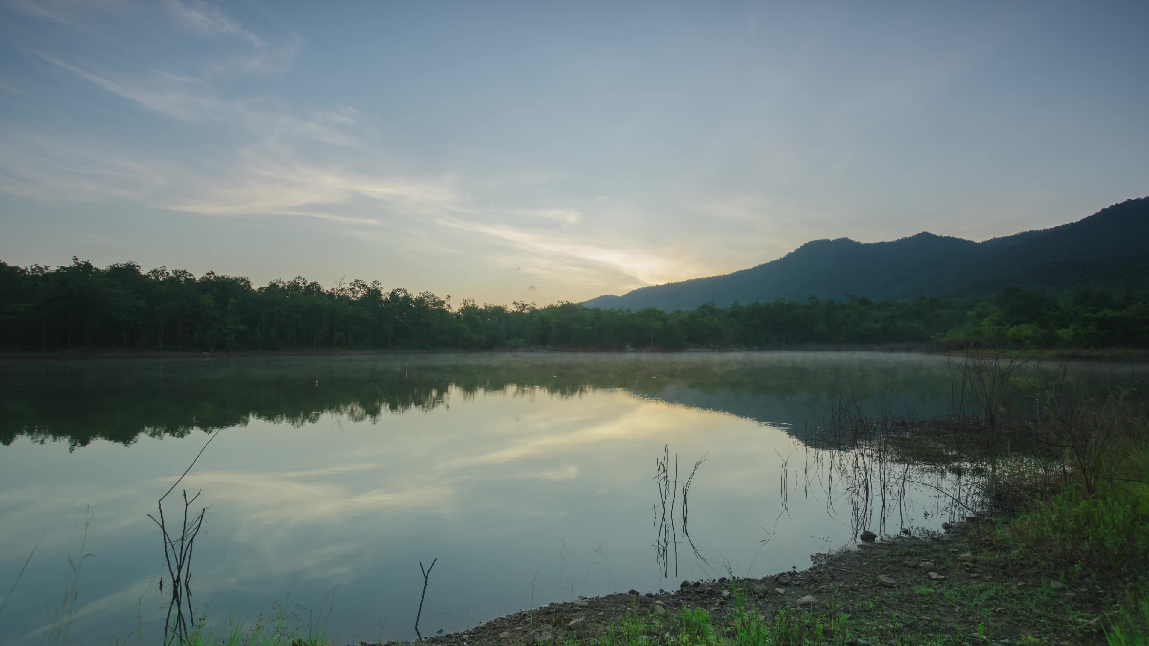 河边风景