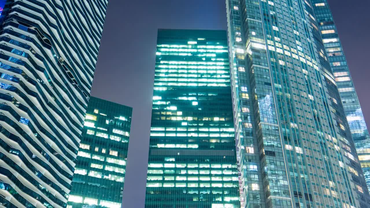 城市高楼建筑夜景