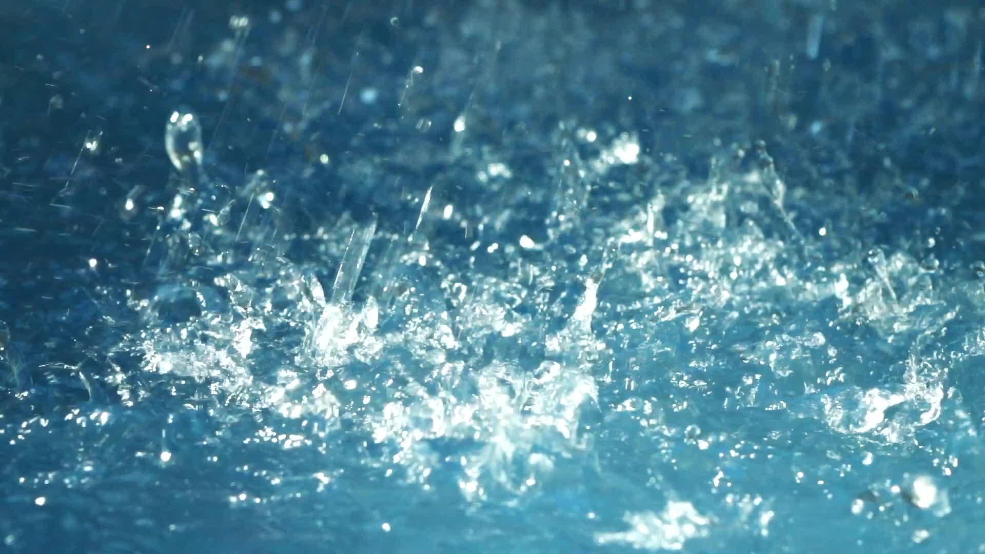 大雨落下