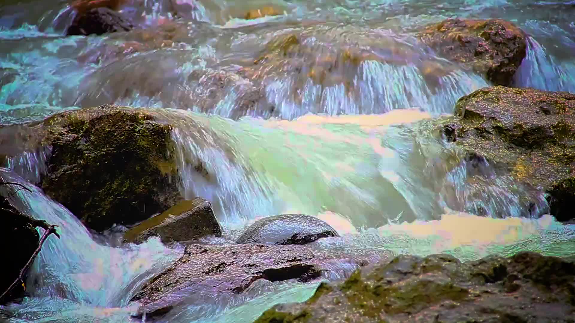 野外小溪流水