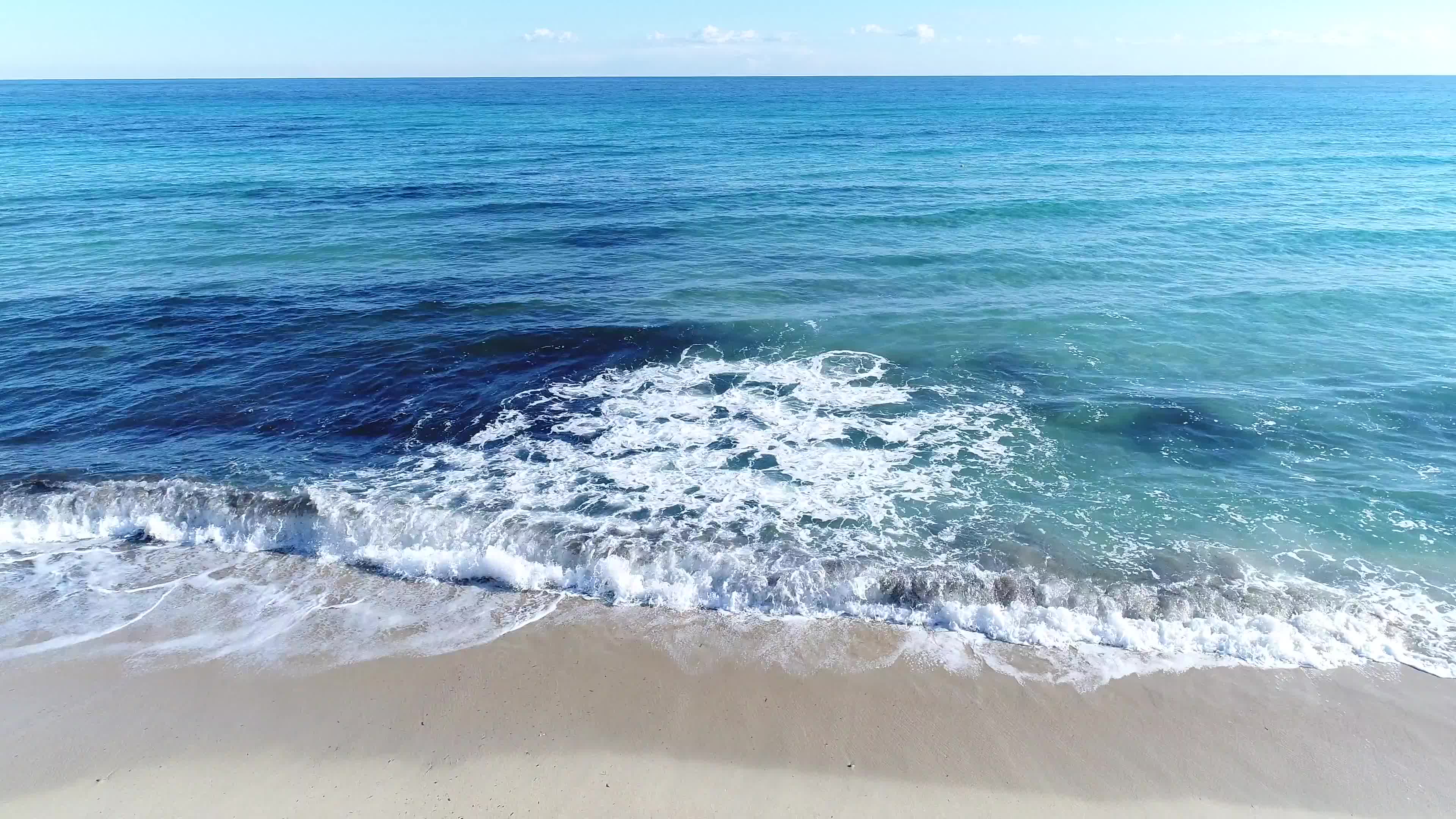 实拍唯美大海沙滩视频素材